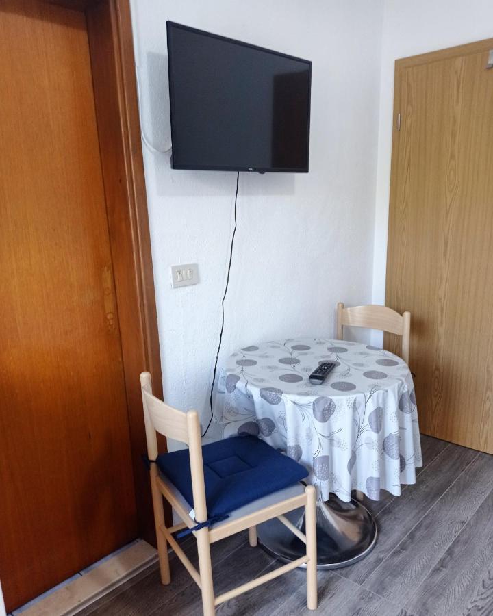 Ferienwohnung Casa Del Olivo Tučepi Exterior foto