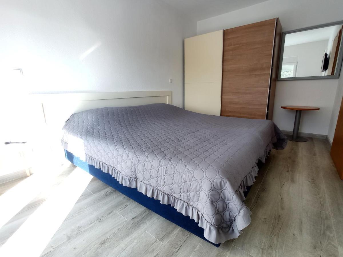 Ferienwohnung Casa Del Olivo Tučepi Exterior foto