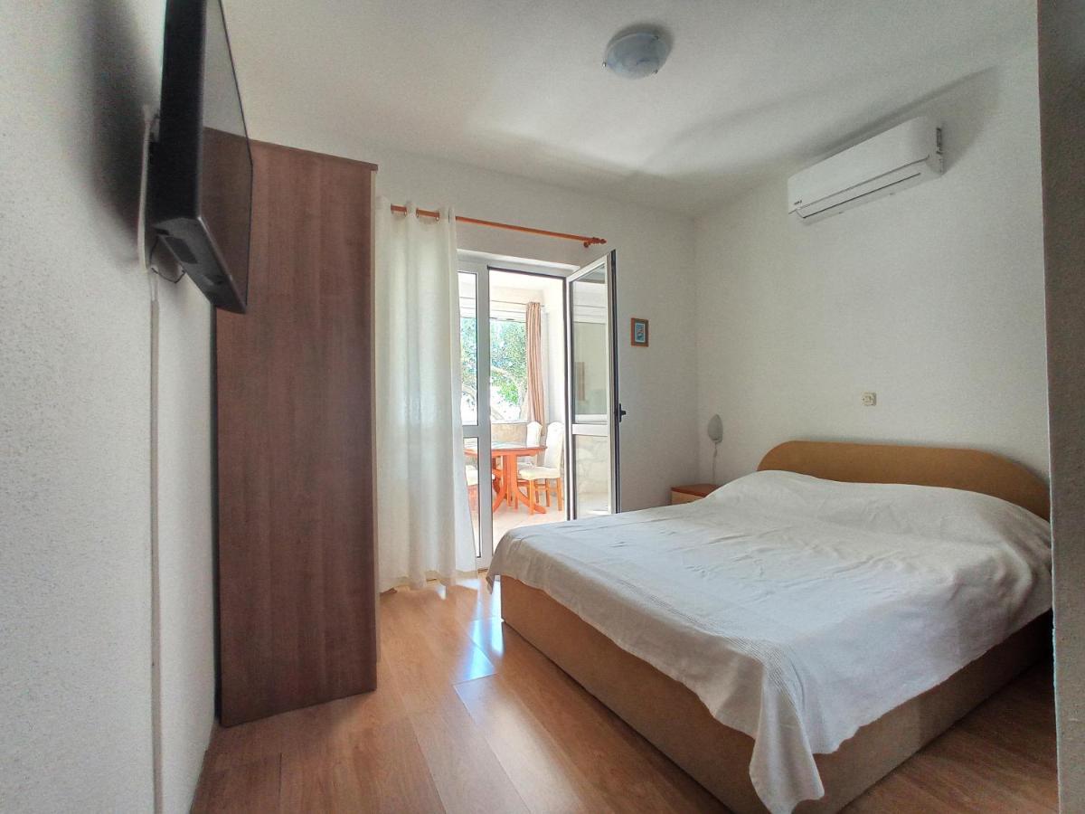 Ferienwohnung Casa Del Olivo Tučepi Exterior foto